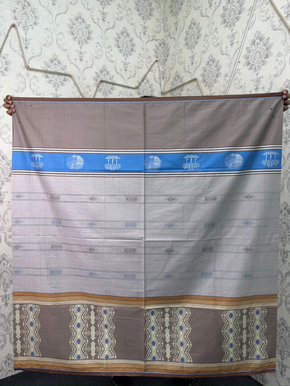 WhatsApp Image 2026-07-30 at 22.55.50 (1) Light Jecquard Lungi - Image 1