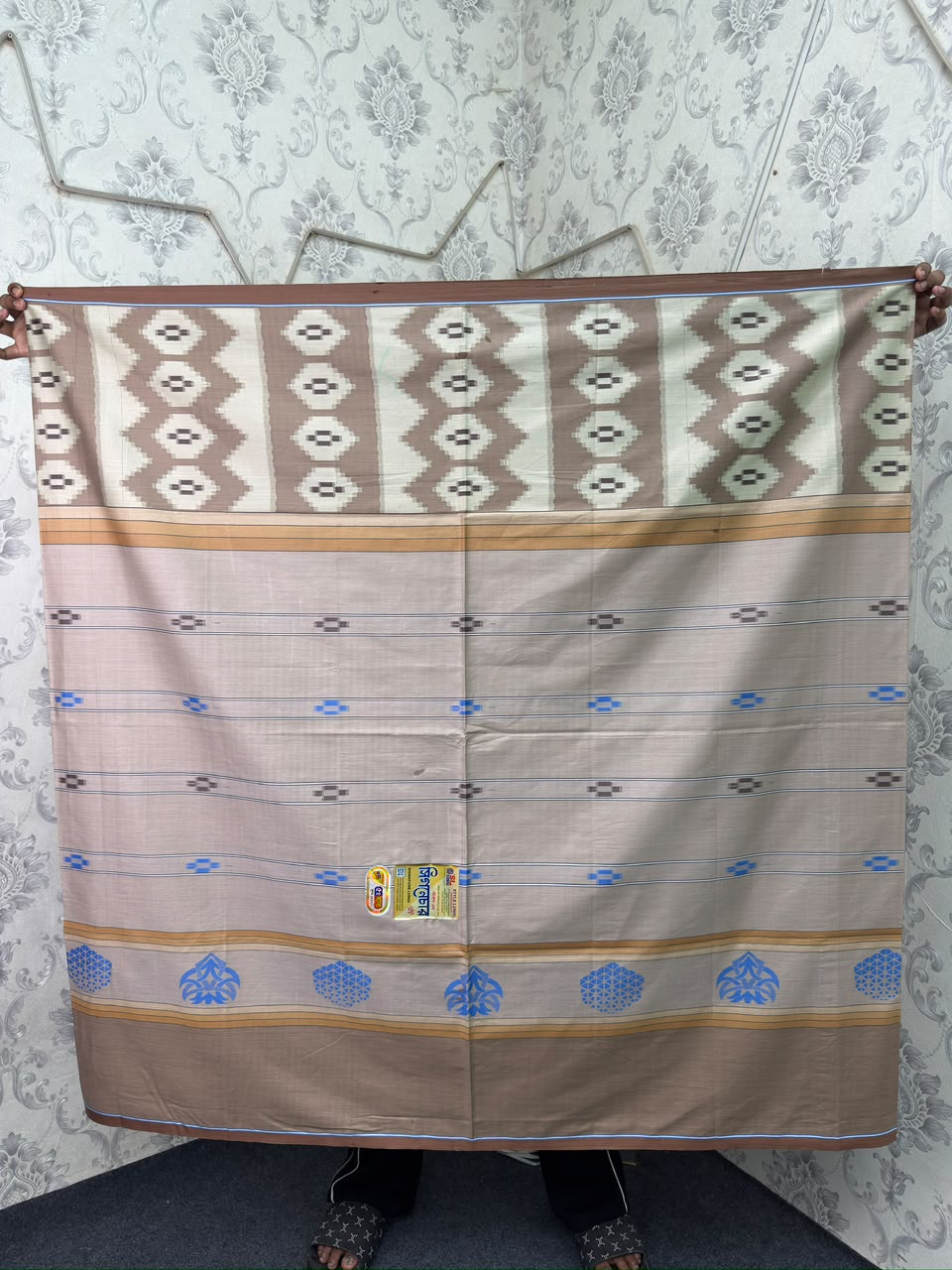 WhatsApp Image 2026-07-30 at 22.55.51 (1) Light Jecquard Lungi - Image 1
